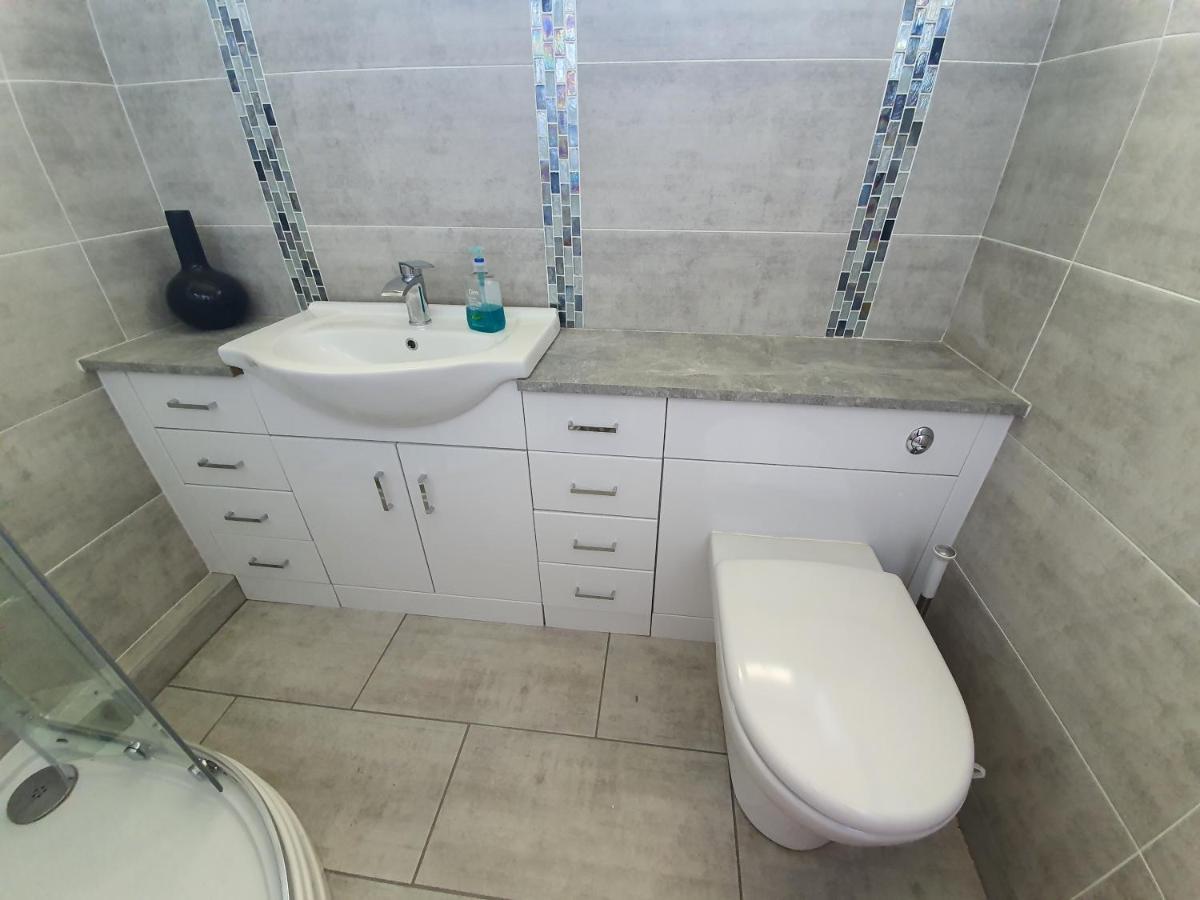 Appartamento Premier - Kenilworth House Holytown Esterno foto