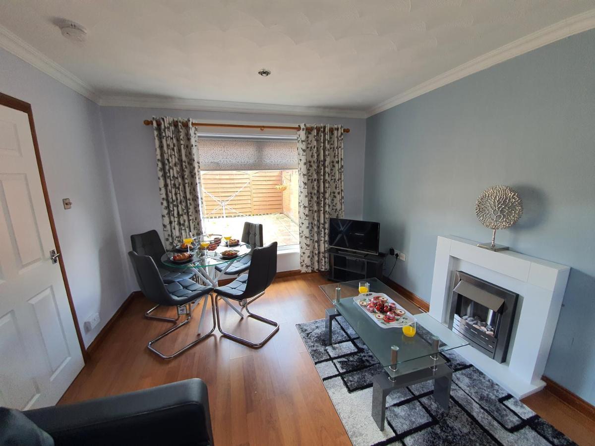 Appartamento Premier - Kenilworth House Holytown Esterno foto