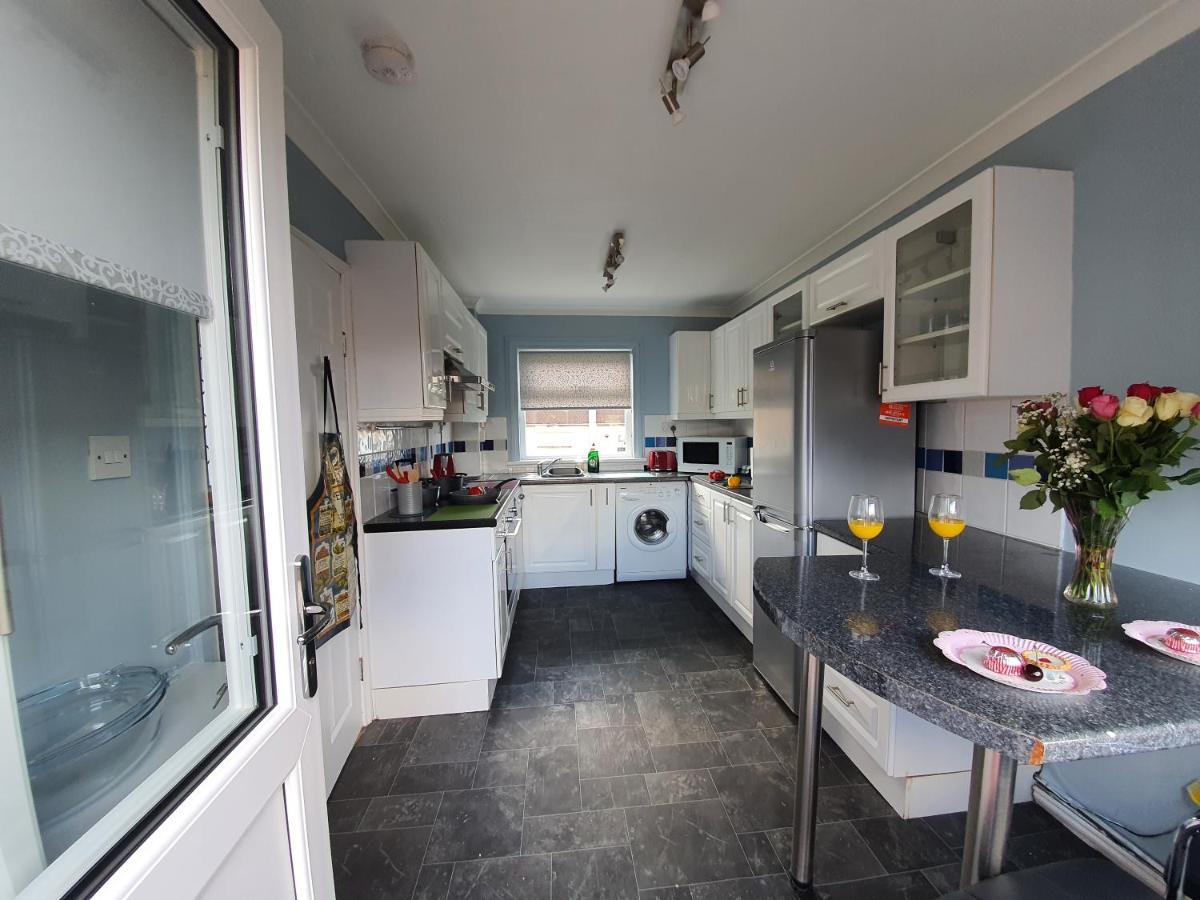Appartamento Premier - Kenilworth House Holytown Esterno foto